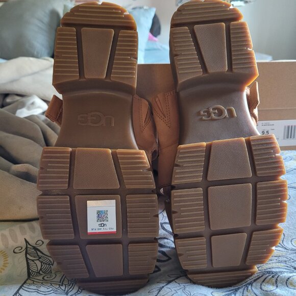 UGG WOMEN'S ASHTON SLIDE SIZE 9.5 - Picture 8 of 11